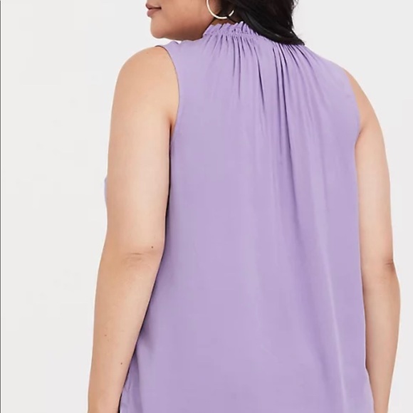 Torrid Lavender Challis Pintuck Tank Top 00 - Picture 2 of 7